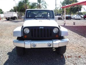 Jeep Wrangler 2p X Base 6vel 4x4 a/a