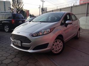 Ford Fiesta Sedán 