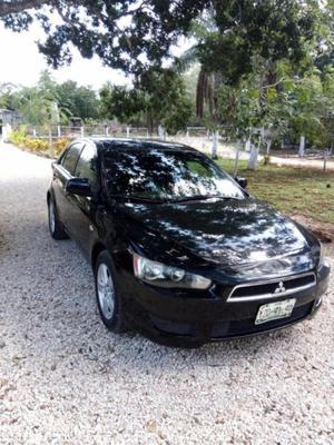 Mitsubishi Lancer Sedán 