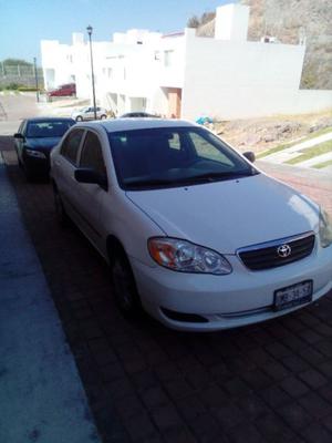 Toyota Corolla Sedán 