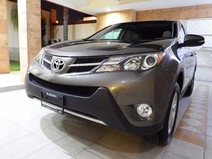 Toyota RAV4 5p XLE aut