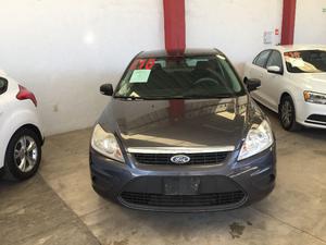 Ford Focus Sedán 