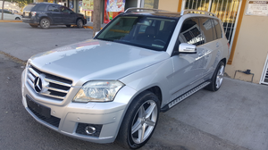 MERCEDES BENZ GLK 350 SPORT 4MATIC  IMPECABLE!