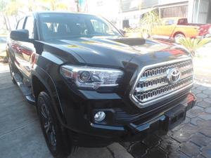 Toyota Tacoma TRD COMO NUEVA