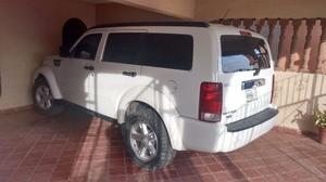 Dodge Nitro Familiar 