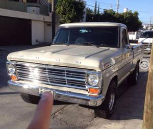 Ford F-100 custom 