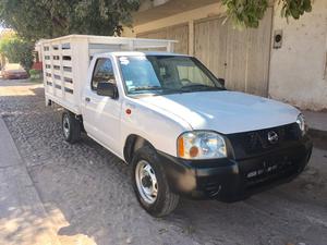 Nissan Pick-Up Estaquitas 2p estacas largo 5vel D/H