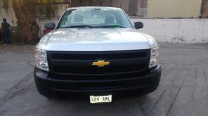 Chevrolet Silverado 2p Silverado  Cab Reg V6/4.3 Aut A/A