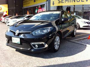 Renault Fluence Sedán 