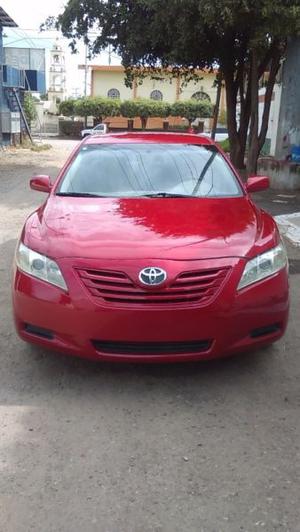 Toyota Camry Sedán 