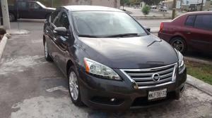 Nissan Sentra Sedán 