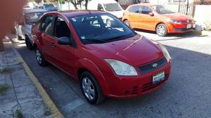 Ford Fiesta Sedán 