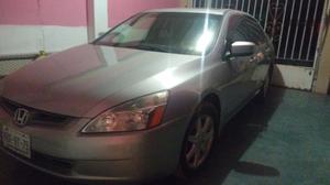 Honda Accord Sedán  a tratar