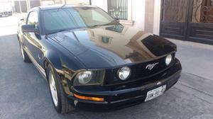 FORD MUSTANG COUPE 