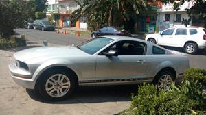 Ford Mustang Cupé 