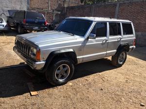 Jeep Cherokee 4 x 