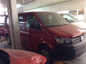 Volkswagen Transporter 5P TDI L4 2.0 T Man 8/Pas A/A P/E