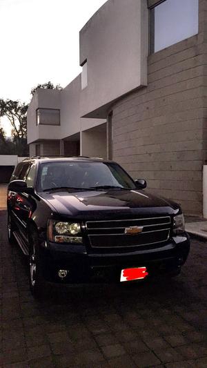 Chevrolet Suburban G 5p aut piel a/a DVD q/c 4x4