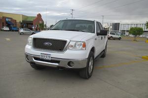 Ford F-150 LARIAT DOBLE CABINA 4X4 AMERICANA SIN LEGALIZAR