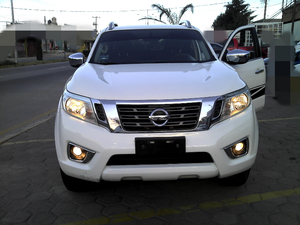 NISSAN FRONTIER  STD 4 CIL DOBLE CABINA