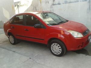 Ford Fiesta Sedán  precio a tratar