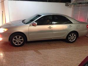 Impecable y Familiar Toyota Camry XLE 4 Cil. !!!!!!!