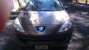 Peugeot 207 Sedán 