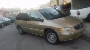 Chrysler Town & Country Familiar 