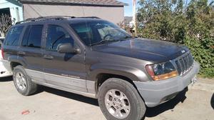 Jeep Grand Cherokee SUV 