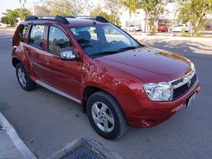 VENDO DUSTER  EQUIPADA