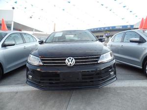 Volkswagen Jetta Sedán comfortline std.  impecable