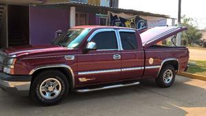 Chevrolet Silverado Familiar 