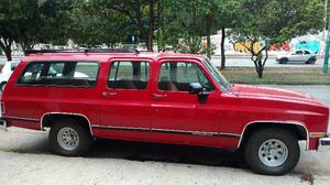 ChevroletSuburban Familiar 