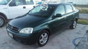 Corsa 1.8 lts