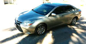 Camry XLE  impecable