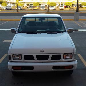 Nissan 94 impecable