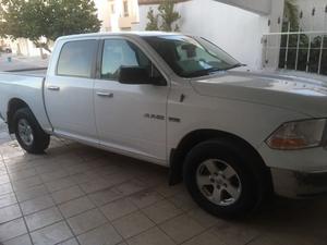 Ram  slt 4x4