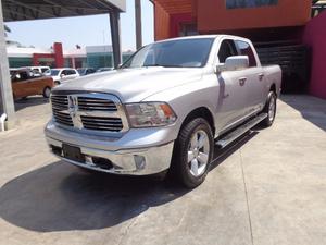 Dodge Ram  CREW CAB BIGHORN 4X4