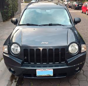 Jeep Compass standar 4x4 piel electrica