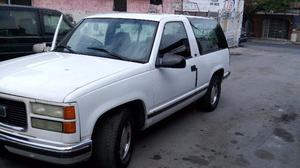 Chevrolet Silverado Familiar 
