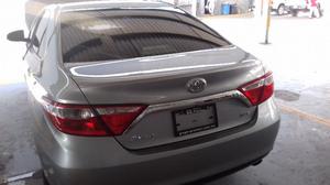 Toyota CAMRY XLE 4 CIL  COLOR PLATA