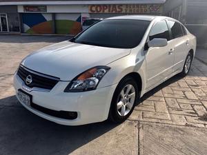 ALTIMA  BLANCO PERLA HERMOSO