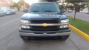 Chevrolet Cheyenne 4 x 