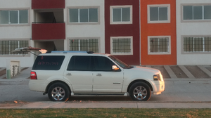 Ford Expedition limite x2