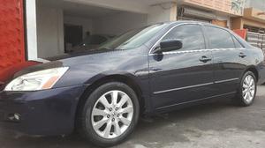 Honda Accord Sedán 