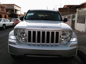 *JEEP LIBERTY 4X "IMPECABLE" $$148 MIL$$