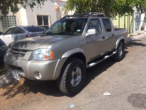 Nissan frontier 4 piertas