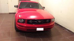 Hermoso Ford Mustang Cupé 