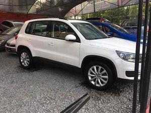 Volkswagen Tiguan 5p Native Tiptronic Climatronic Sport & St