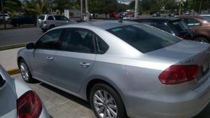 Volkswagen Passat p Confortline L5/2.5 Aut R17